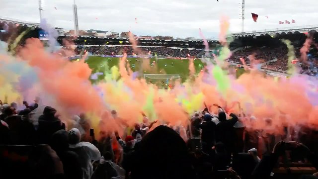 Le tifo réalisé avec de la peinture en poudre à Bordeaux