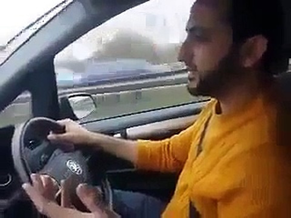 Ab to bas ek he dhun hai k madina dekhun