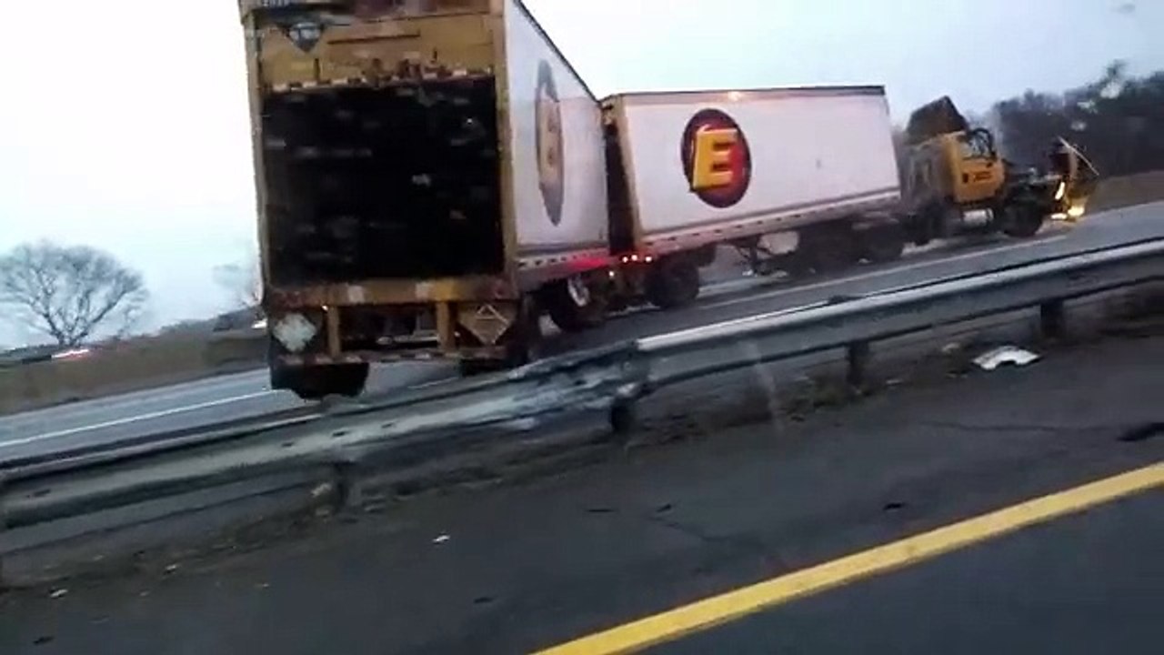 1.18.15 NJ Turnpike I-95 Crash - Black Ice - Trailer flip