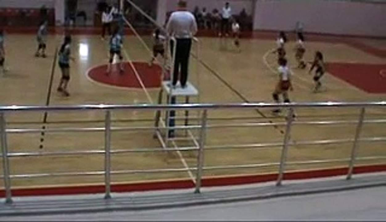 VOLEYBOL MAÇI HAZIR