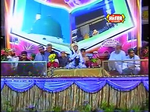 Noor Wala Aaya Hai-In the SUPER mashallah voice of M. Farhan Ali Qadri!