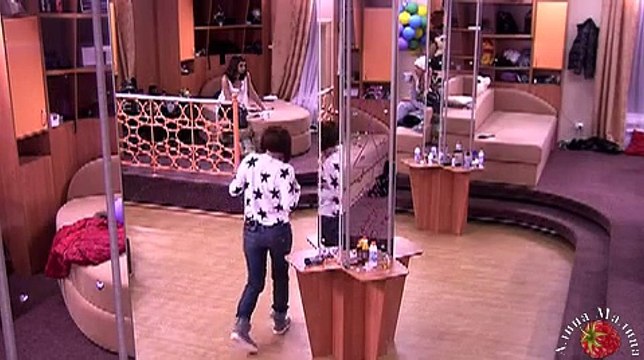 У него только пустые слова и всё! н.15.02.2015