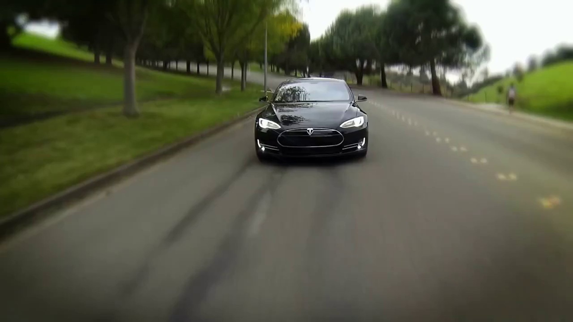 Tesla Model S Commercial