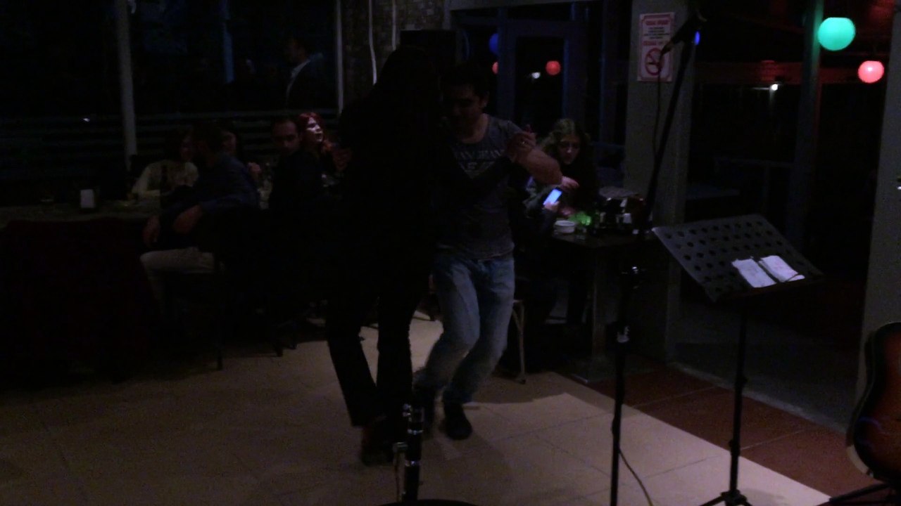 Modern Sanat Merkezi Tango !