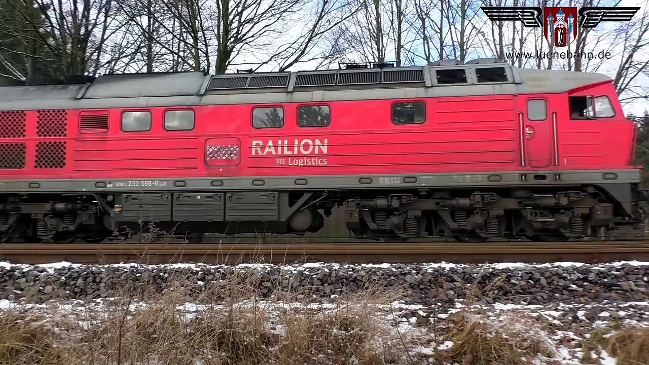 Ludmilla und Gravita mit Militartransporten auf der OHE von Bergen nach Celle