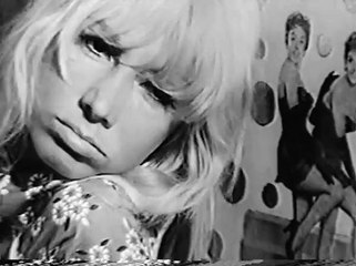 eu fazia meus sonetos nas horas vagas