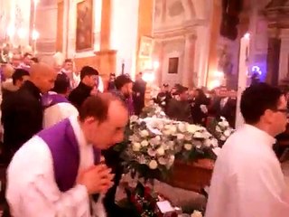 Aldo Naro, il giorno dell'ultimo saluto Massiccia partecipazione alla Chiesa madre di San Cataldo