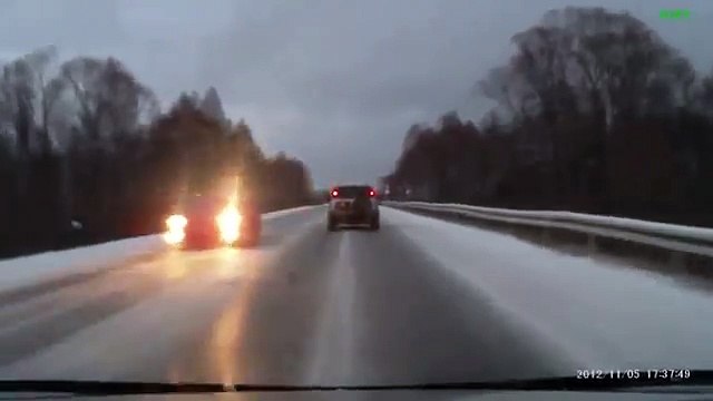 ДТП - Перевернулся на заснеженной трассе!