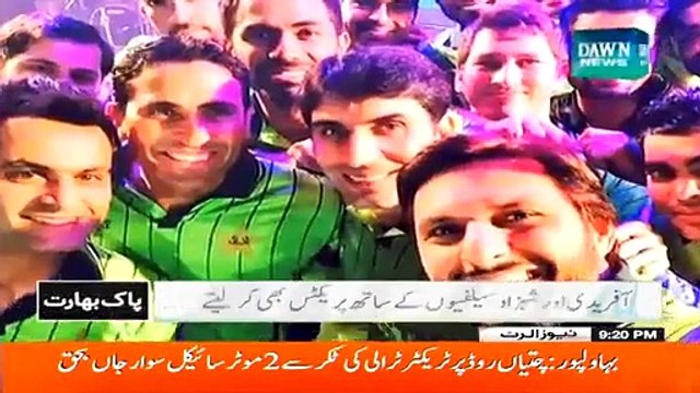 Phele Yeh Selfies Lene Se Baaz Ajayein Phir Match Kheleinge Na - Karachi Girls Blast Cricketers