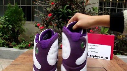 Air Jordan XIII Hornets