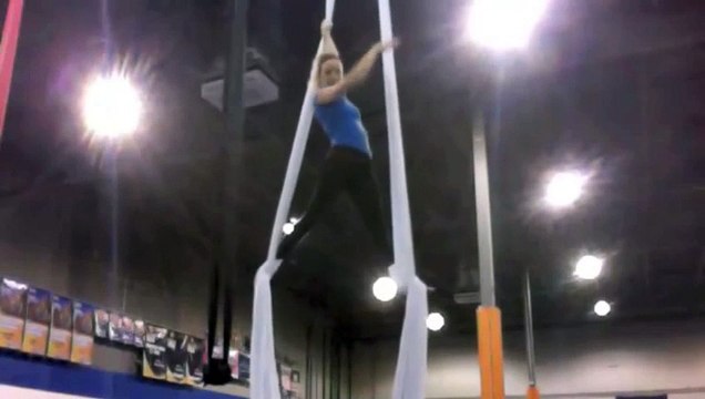 Rolling Into The X - Aerial Silks Tutorial