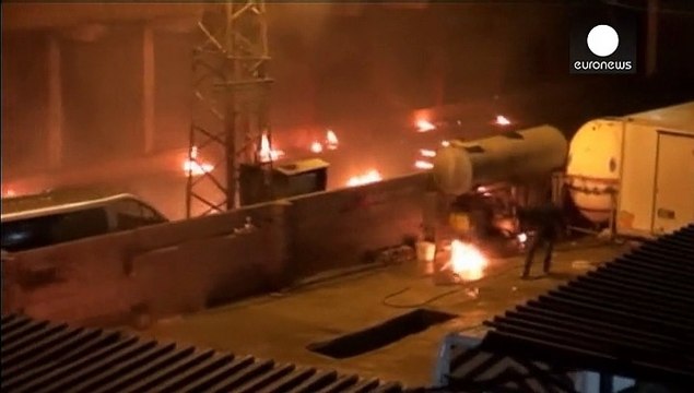 Straßenkämpfe zwischen Kurden und Polizei am Jahrestag der Inhaftierung Öcalans