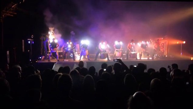 Arts de la Rue - Fusion de Tambours - Deabru Beltzak vs Les Commandos Percu