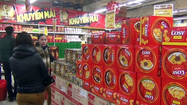 Gia on dinh, nguoi dan vui don Tet