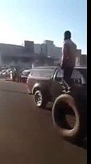 Doğuştan Yetenekli Tekerlekçi Çocuk