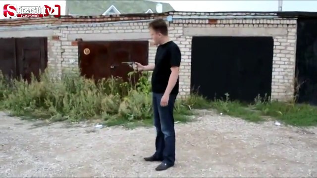 Kaskı denemek için kafasına ateş etti ve..