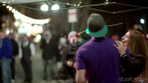 Faire danser des inconnues dans le rue : Caméra cachée!