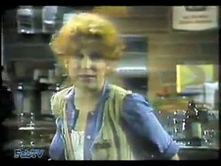 BETTE MIDLER - Strangers In The Night/Do You Wanna Dance? (1976)