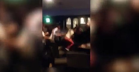 Clash Between Indians And Pakistani - Video Dailymotion