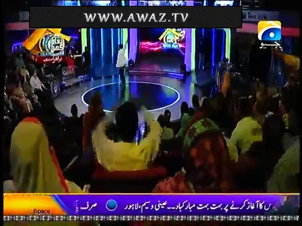 Dr. Aamir Liaquat Slips in his First Show of Inam Ghar Plus