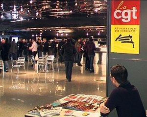 110208.JT.jeunes cheminots