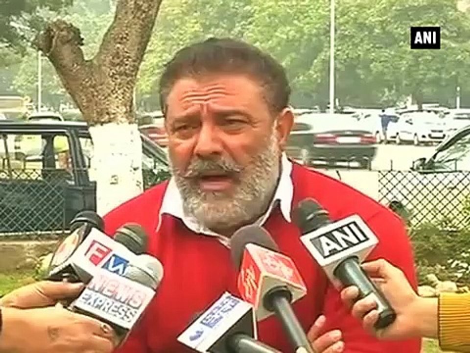 Yograj Singh Yuvraj SIngh's Father Lashes out on Indian Captain MS Dhoni
