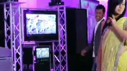 Pakistani Girl Dance on Wedding Party -@- Hont Raseele kaisa hy.. -@- Full  HD