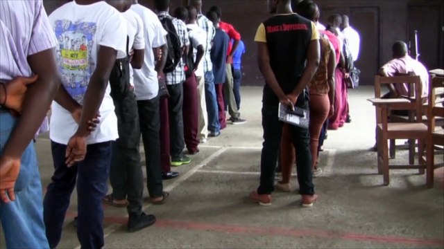 Ebola : les écoles du Liberia rouvrent leurs portes après sept mois de retard