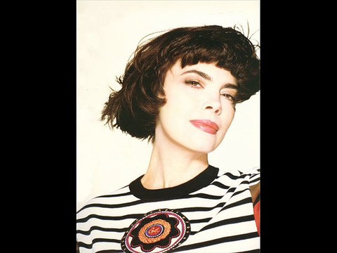 Mireille Mathieu - On peut encore mourir d'amour -