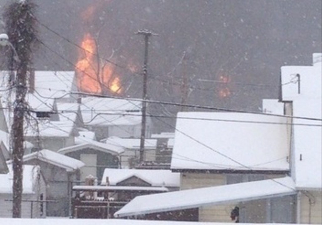 Train Carrying Crude Oil Derails in West Virginia