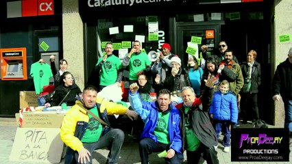 ProaDeejay,com - La PAH ocupa Catalunya Caixa CX