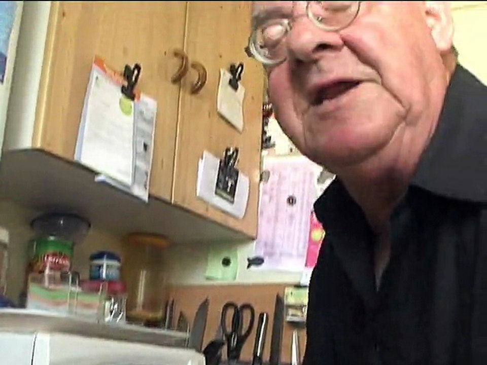 120704.JT.robin des toits