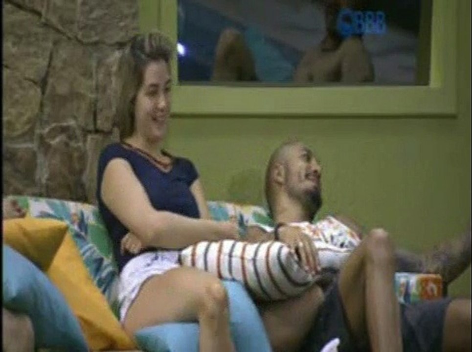 Fernando, Aline, Mariza e Adrilles brincam de adedanha - 17.02.2015