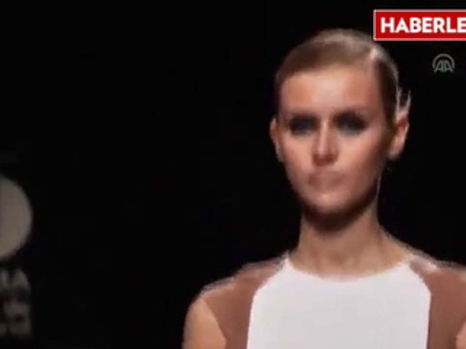 Mercedes Benz Fashion Week Devota Lomba Defilesi