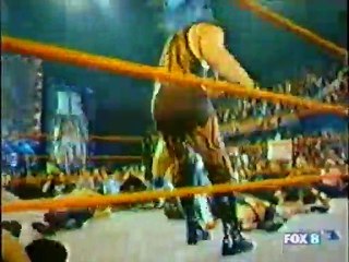 SD 08.11.01 1-1 (WCW ECW INVASION)
