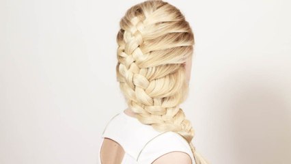Как превратить косичку в прическу. How to turn a braid to hairstyle