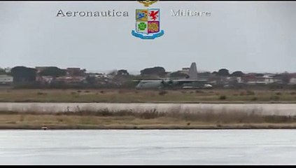 Libia - L'arrivo dei connazionali a Pratica di Mare (16.02.15)