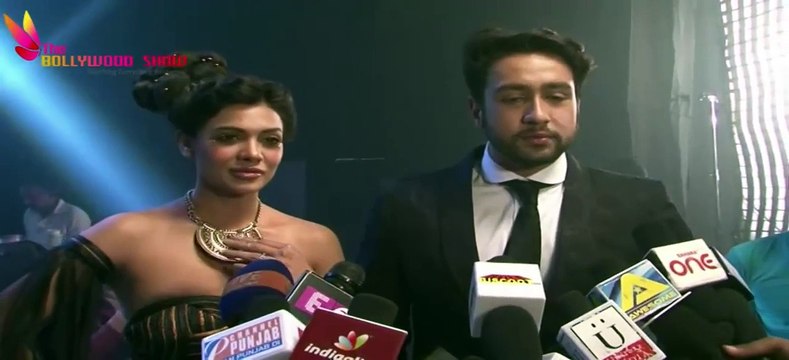 Adhyayan Suman proposes Sara Loren on the sets of Ishq Click