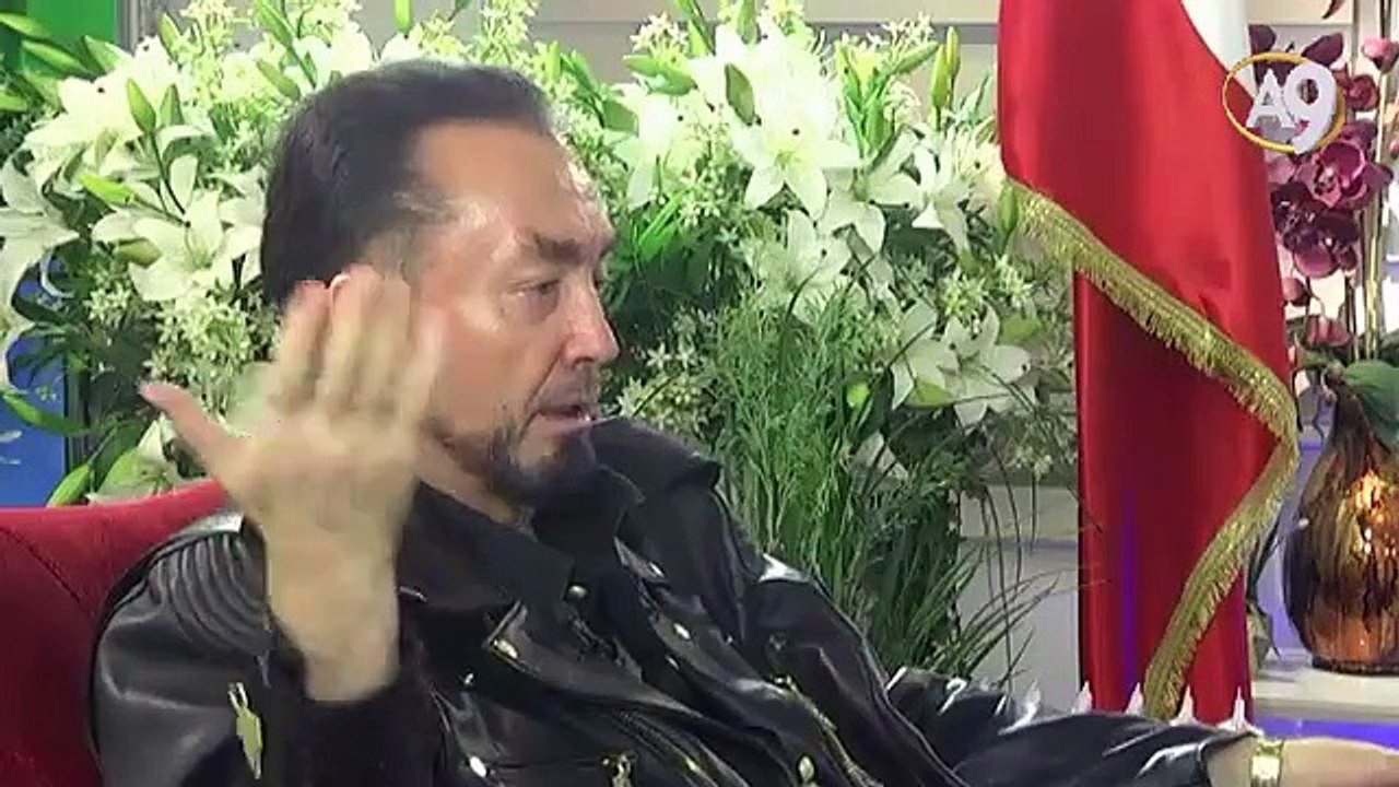 Cumhurbaşkanımız Sn. Erdoğan ve Başbakanımız Sn. Davutoğlu vicdanlı nur gibi insanlar. Yeni yasalar kimseyi kısıtlamış değil.