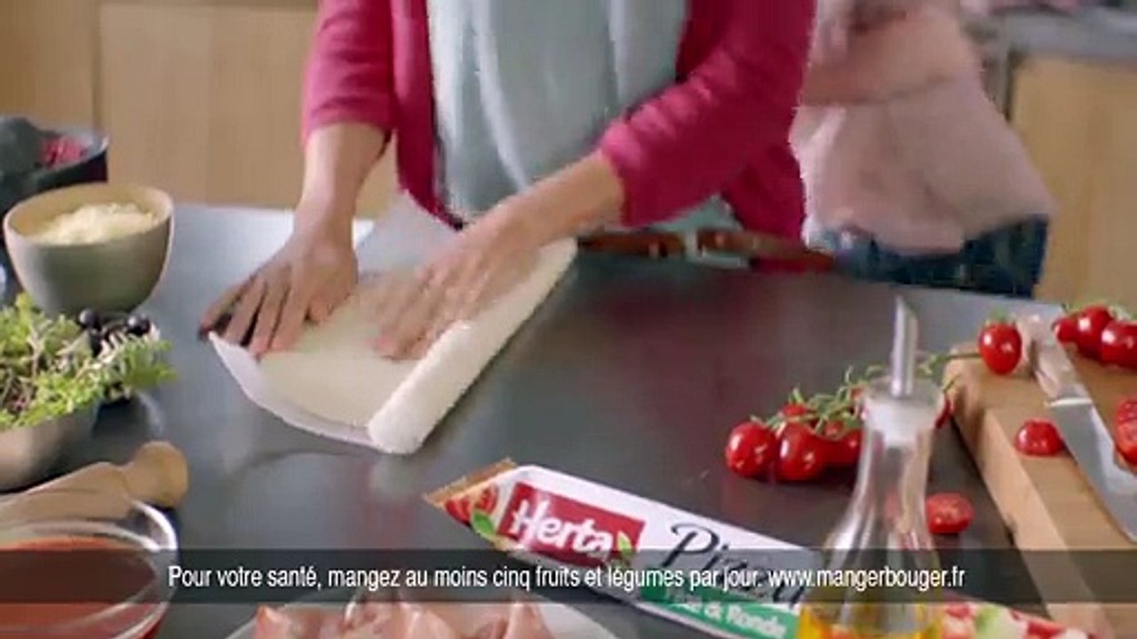 Ogilvy & Mather Paris pour Herta - traiteur et charcuterie, «Pâte à pasta», «Tarte en or» - janvier 2015 - pâte à pizza