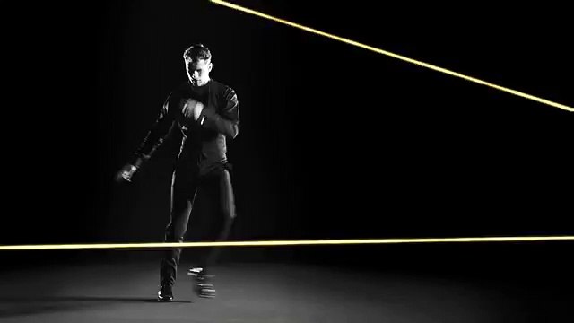 Mazarine Mlle Noï pour Paco Rabanne - parfum «One million» - février 2015