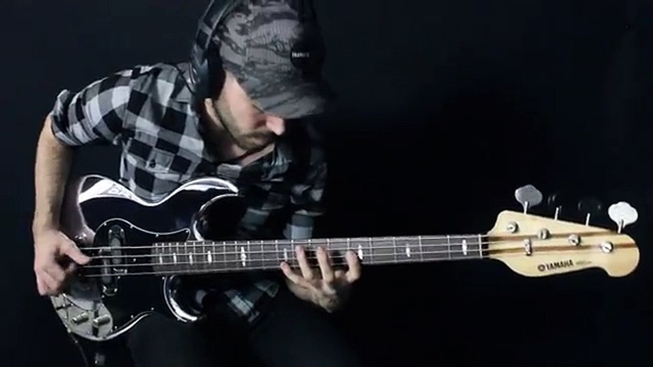 Thinking Out Loud - Ed Sheeran [Solo Bass Arrangement] Miki Santamaria