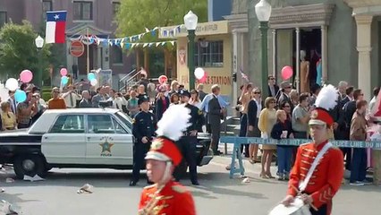 92# Les policiers aiment parier dans la nouvelle pub PMU