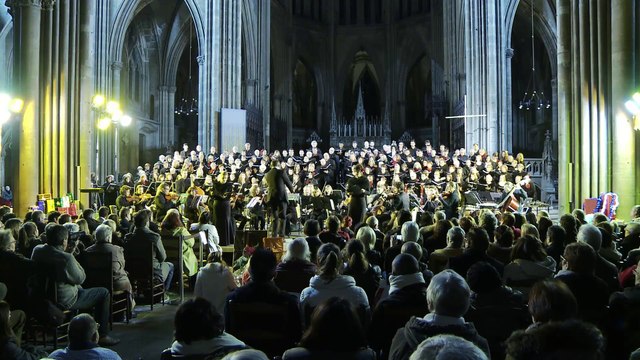 Jacky Locks et ses 200 choristes affichent complet pour le concert de la Saint-Nicolas 2014 de Metz