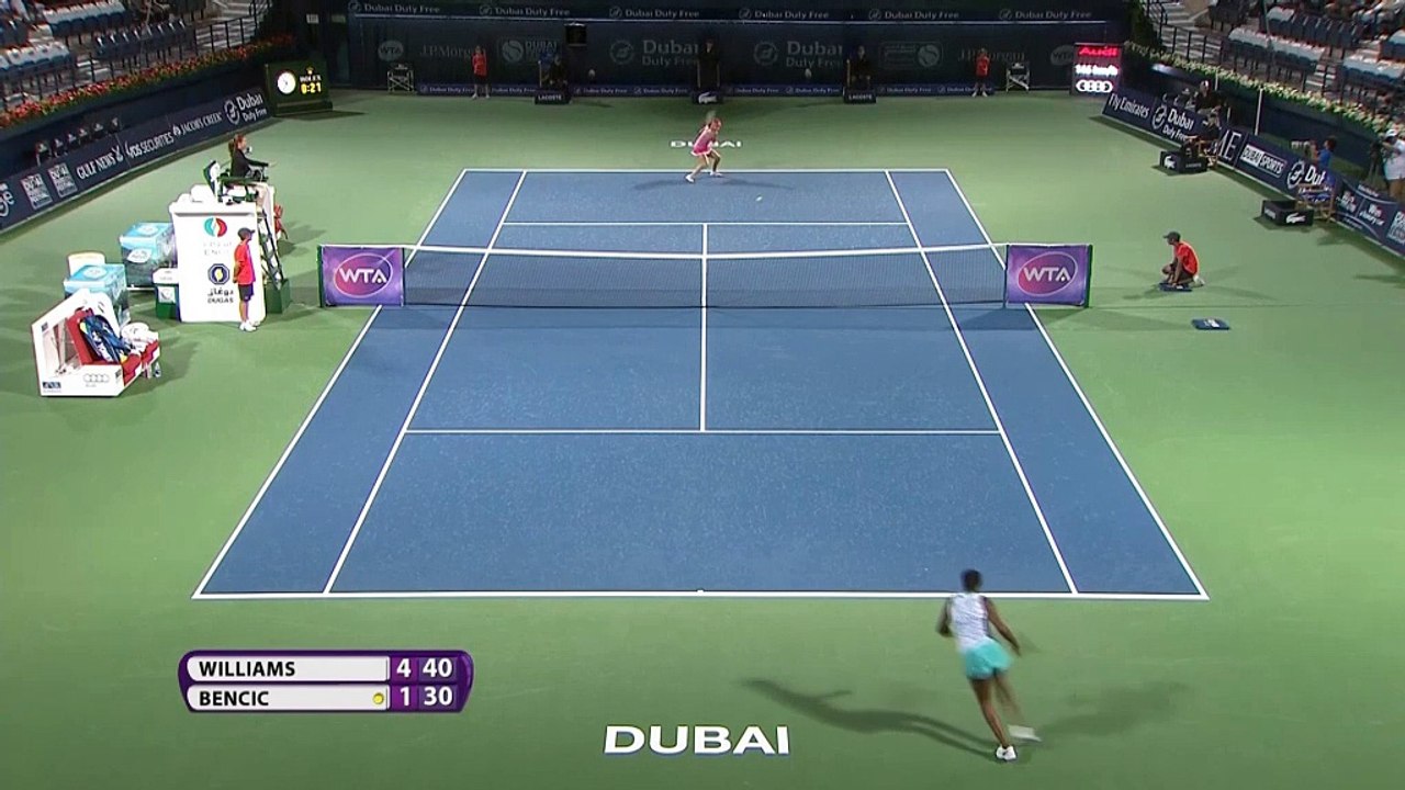 Dubai: Venus Williams locker in Runde zwei