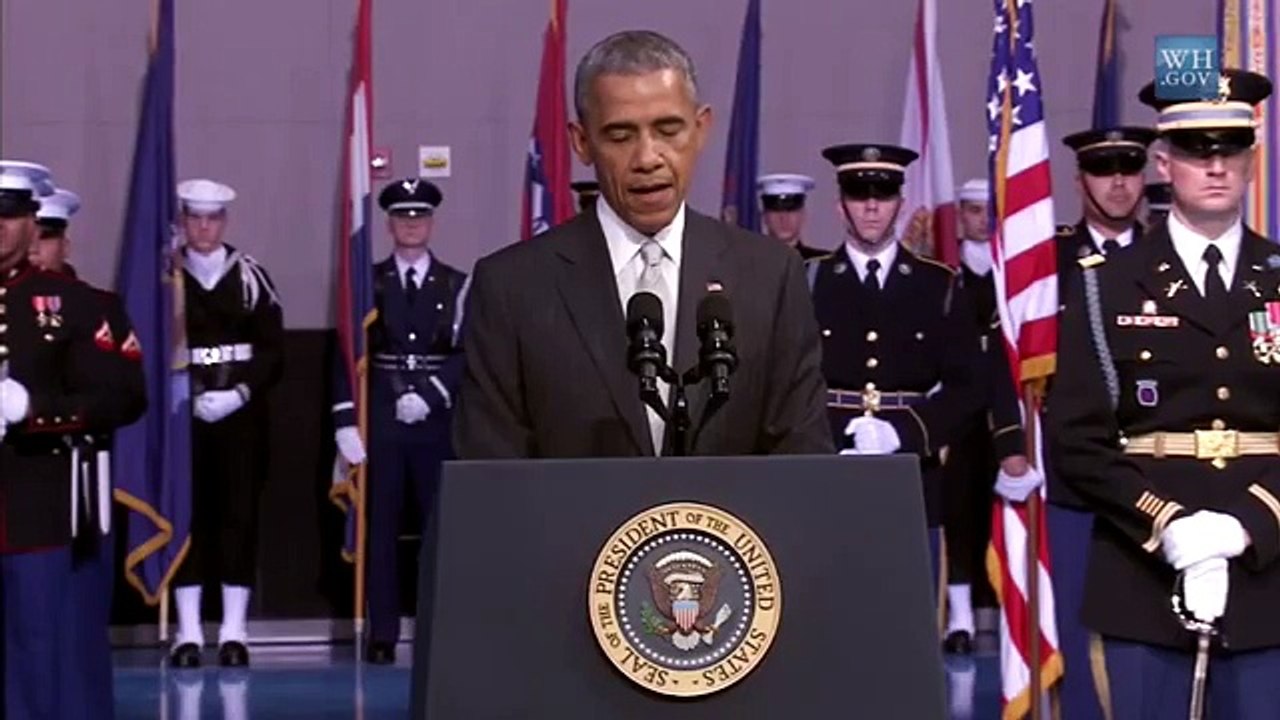 Obama sans voix pendant un discours