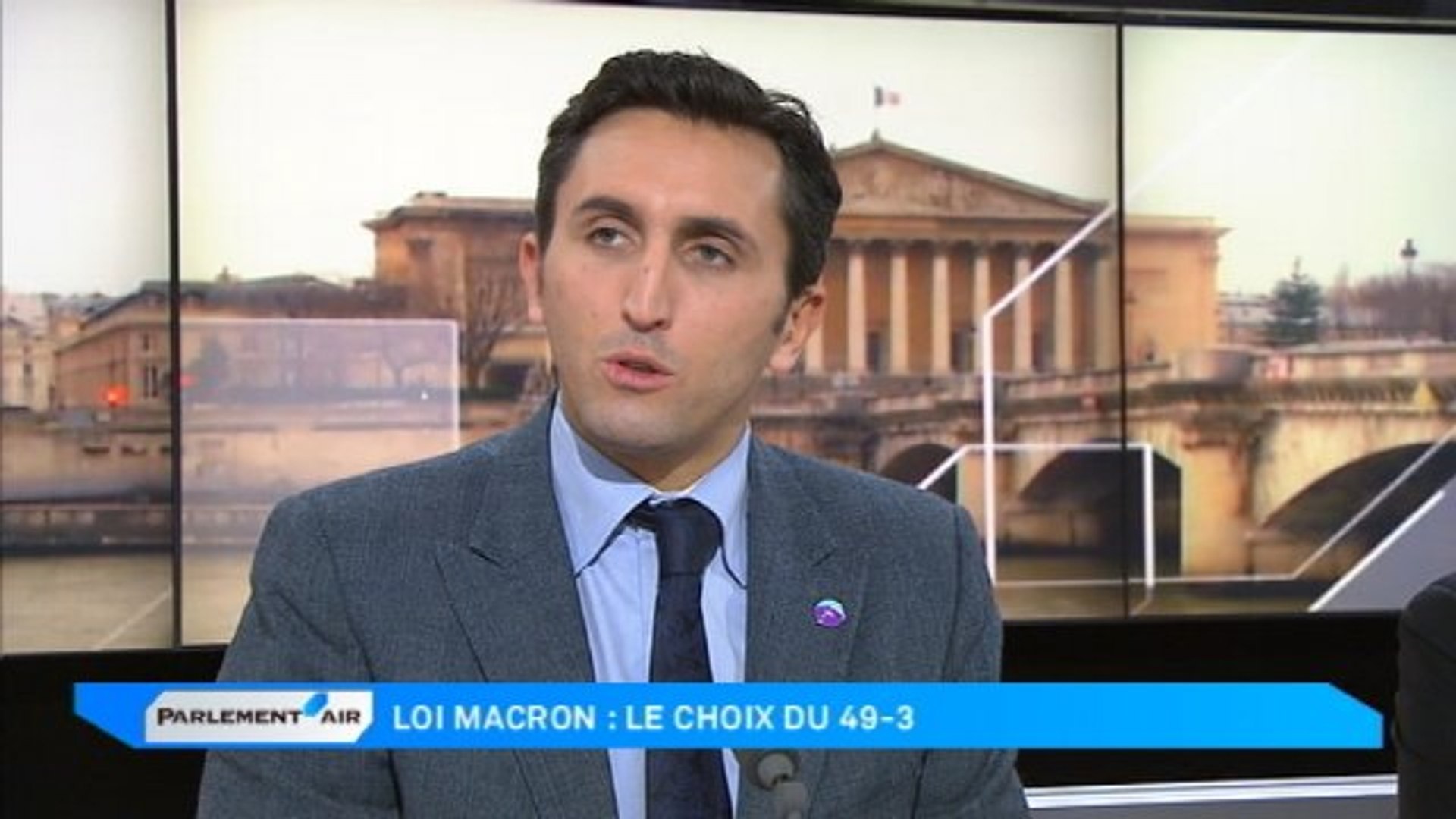 Les Ump Julien Aubert Et Jean Frederic Poisson Evoquent La Demission D Emmanuel Macron Video Dailymotion