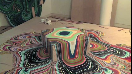 Boya Dökülerek Yapılan Sanat Çalışması