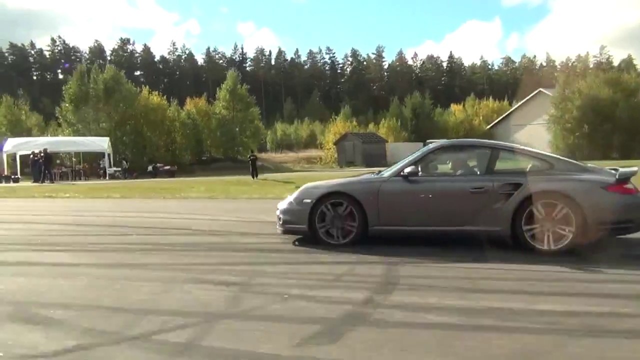 VW Golf 5 R32 Turbo 500 HP  vs  Porsche 997 Turbo 480 HP