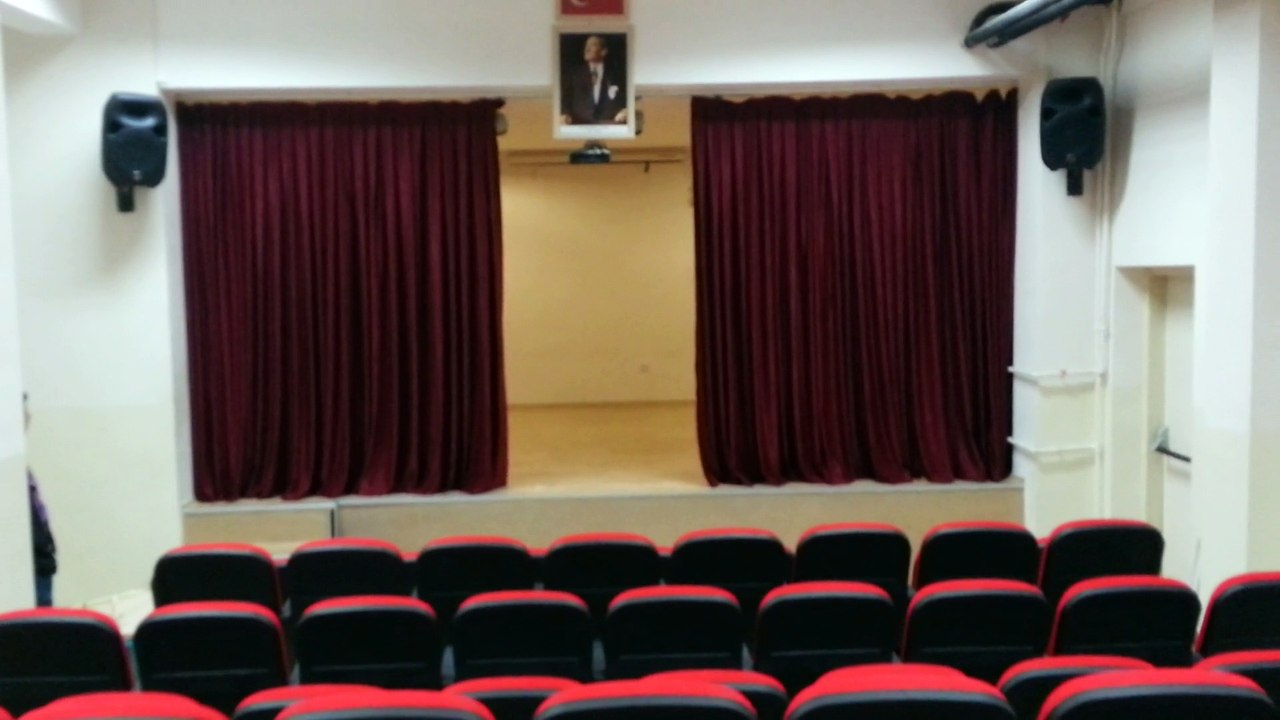 Sahne Perdesi Motorlu (www.bayperdecim.com)